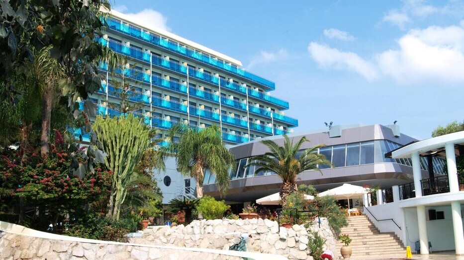 Calypso Beach Hotel
